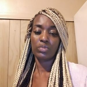 Meet your Posher, Maureen